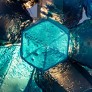 IQ2404 CRYSTAL CLUSTER BLUE